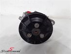 B32416777321 32416777321 32416777321 6777321 宝马 E63LCI -  Powersteering pump