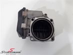 B13547561066 13547561066 13547561066 7561066 宝马 E92LCI -  Throttle housing assembly elektrical