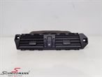 B64229112206 Front fresh air grille center