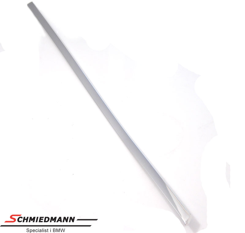 Chrom moulding frontdoor R.-side