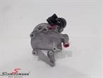 B32416767244 32416767244 32 41 6 767 244 6767244 宝马 E64 -  Powersteering pump without Olie carrier