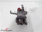 B32416774698 32416774698 32 41 6 774 698 6774698 宝马 E63LCI -  Powersteering pump