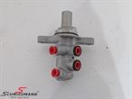 B34336851093 Brake master cylinder