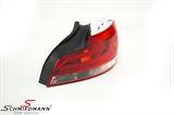 63217273428H 63217273428 63 21 7 273 428 7273428 BMW E82 -  Taillight LED in red and white, right side - original Hella Germany