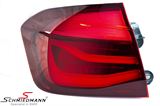 BMW 63217456519 63217456519 63 21 7 456 519 7456519 / 63-21-7-456-519 63217456519 63 21 7 456 519 7456519 BMW F35 LCI -  Taillight -Black Line- outer part on the rear fender L.-side 