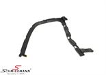 BMW 51357044184 51357044184 51 35 7 044 184 7044184 / 51-35-7-044-184 51357044184 51 35 7 044 184 7044184 BMW E61 -  Seal for rear door R.-side locking plate