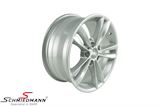 BMW 36116866398 36116866398 36 11 6 866 398 6866398 / 36-11-6-866-398 36116866398 36 11 6 866 398 6866398 BMW F31 LCI -  18" V-Speiche 658 Reflexsilber, rim 8,5X18 ET47 (original BMW fits only rear)