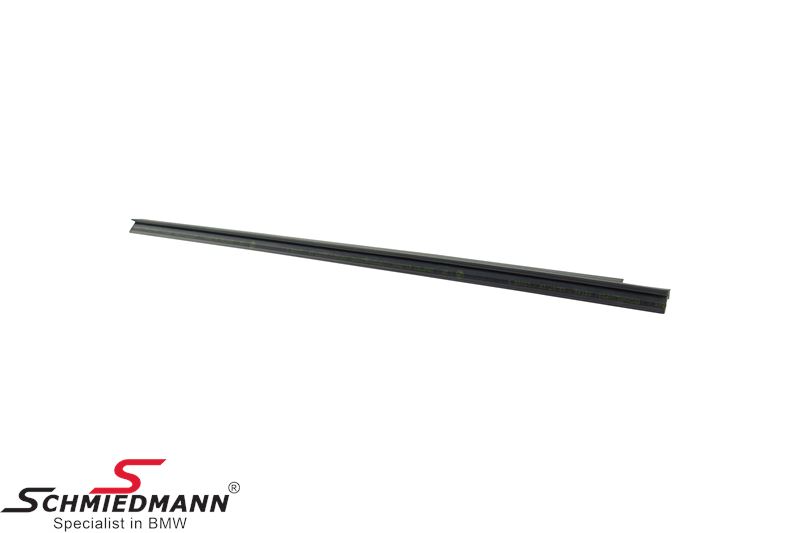 Door weather moulding outside for rear window lower horizontal L.-side