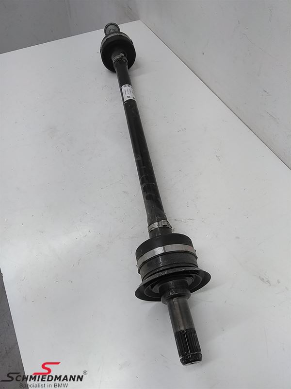 Output shaft rear right