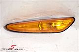 B63137165913 Sideblink gult standard V.-side