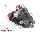 K20127 13518511626 13 51 8 511 626 8511626 宝马 F36 -  Diesel high pressure pump 