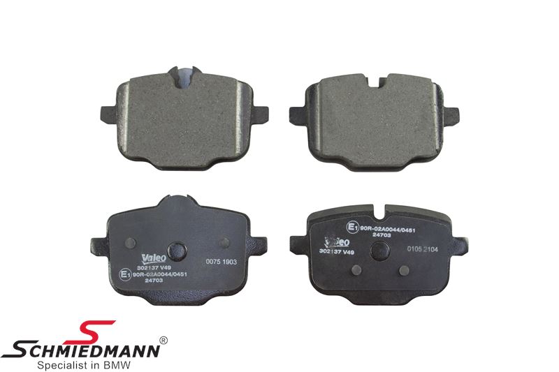 Brake pads rear