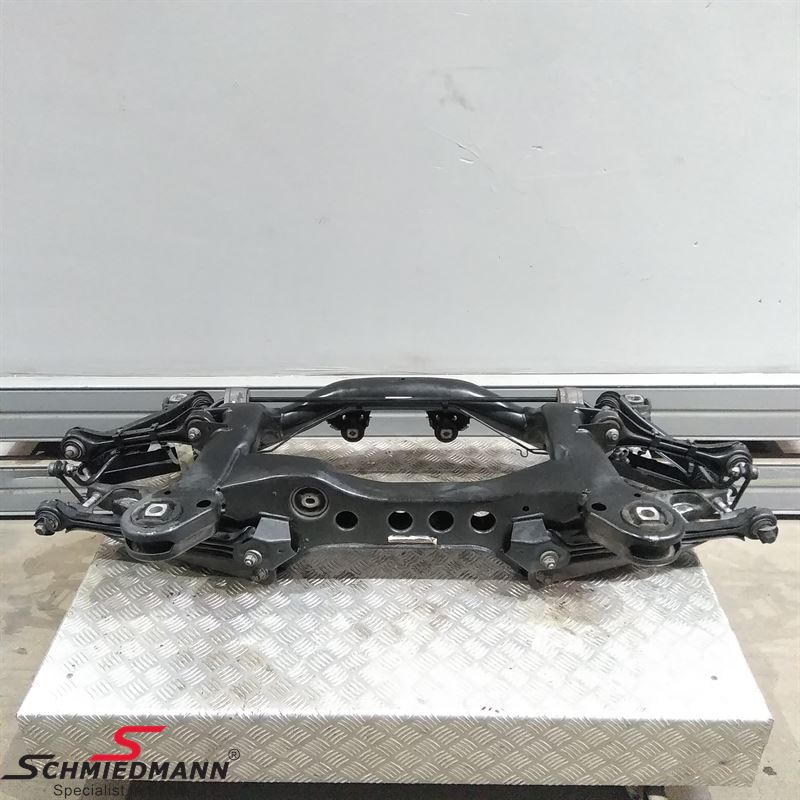 Hintere Brücke Original BMW mit Armen und Schrauben. 33316783715 