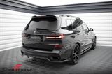 ING07MLCI-MD BMW X7 (G07 LCI) -  Maxton Design central diffuser, rear, with vertical bars, gloss black