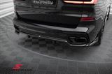 ING07MLCI-MD BMW X7 (G07 LCI) -  Maxton Design central diffuser, rear, with vertical bars, gloss black