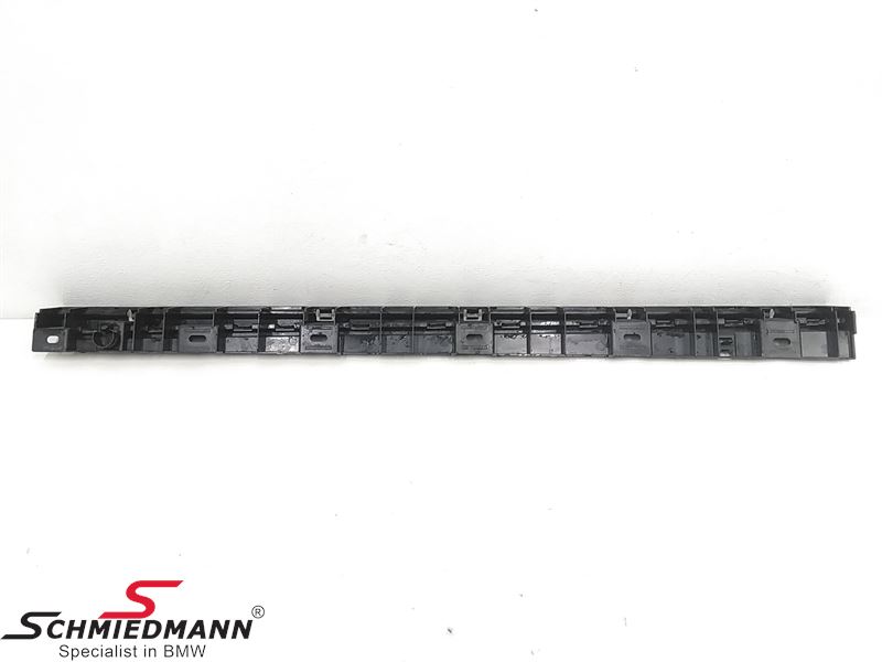 Mount strip for rocker panel R.-side front