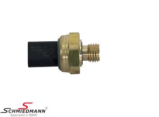 Oil pressure sensor