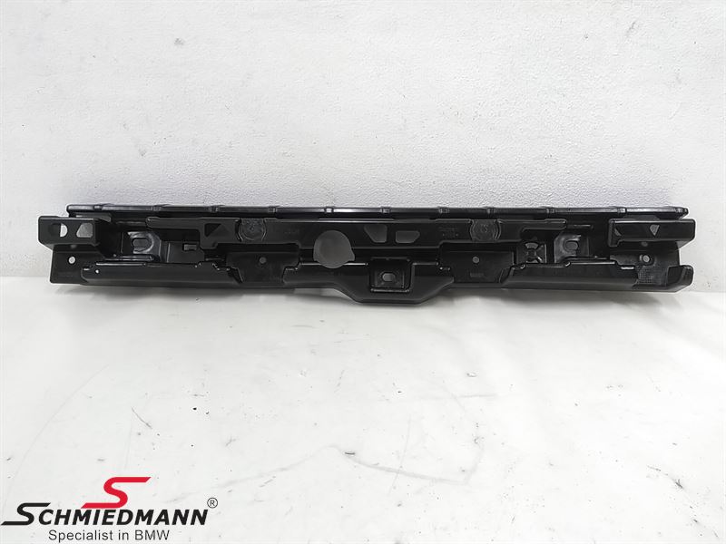 Mount strip for rocker panel L.-side front