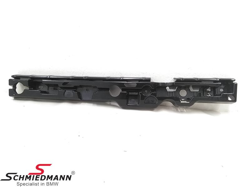 Mount strip for rocker panel L.-side center