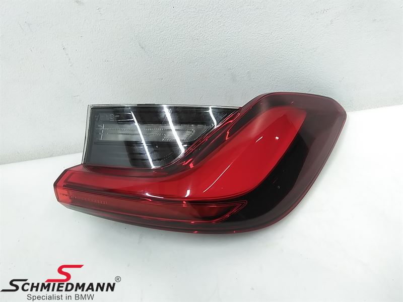 Taillight outer part R.-side 