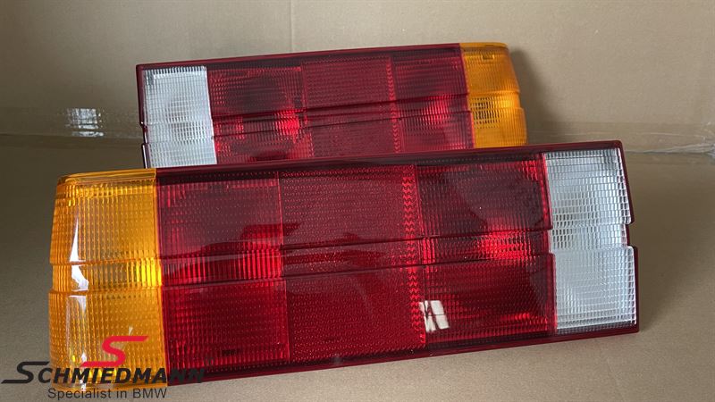 Taillight standard, left side with fog light