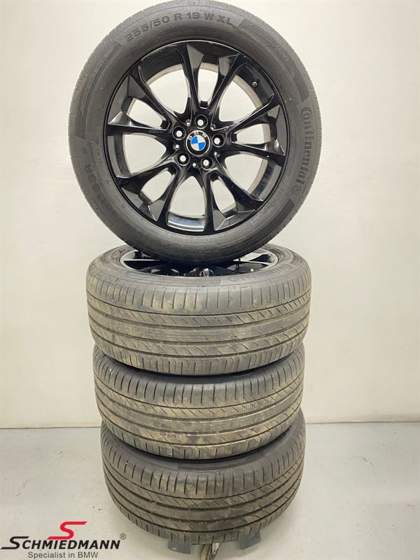 19" Genuine BMW Wheels With Tyres "Sternspeiche 449"