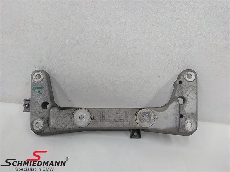 Gearbox cross bar mounting Automatic transmission