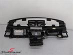 K29768 51459158348 51 45 9 158 348 9158348 BMW E81 -  Dashboard black with storage box