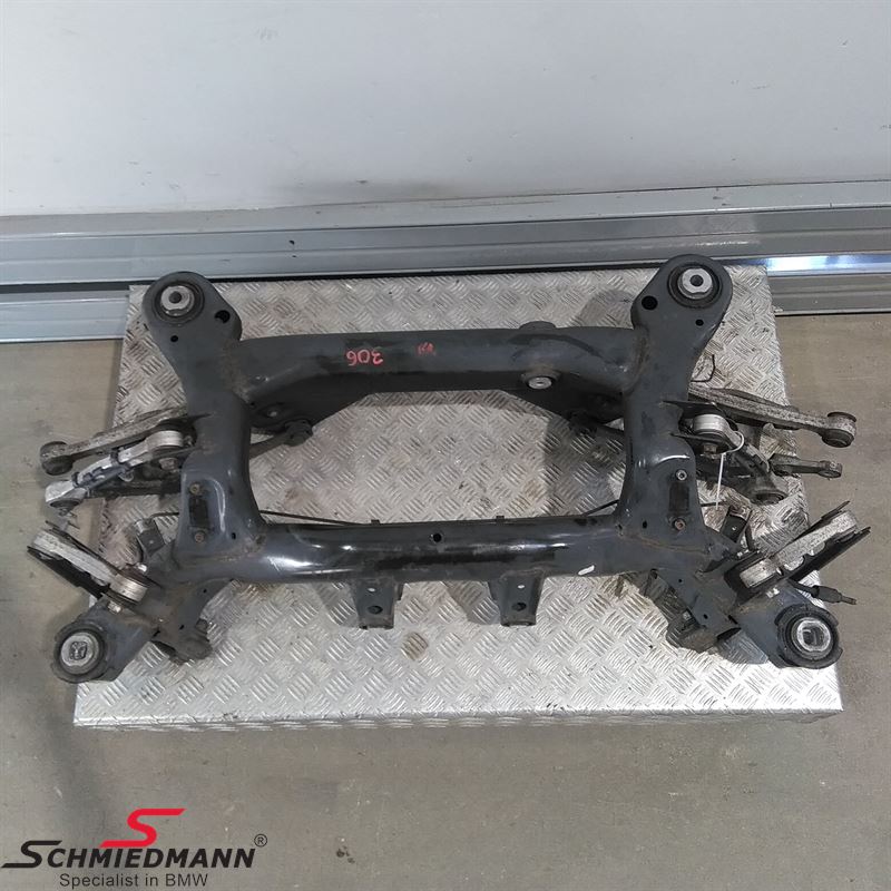 Rear M3 axle with arms.