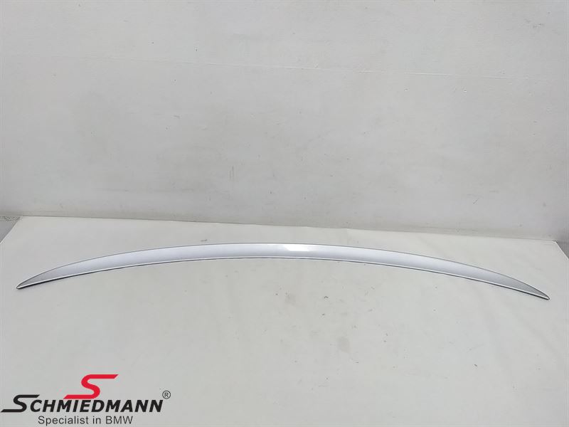 Rear spoiler