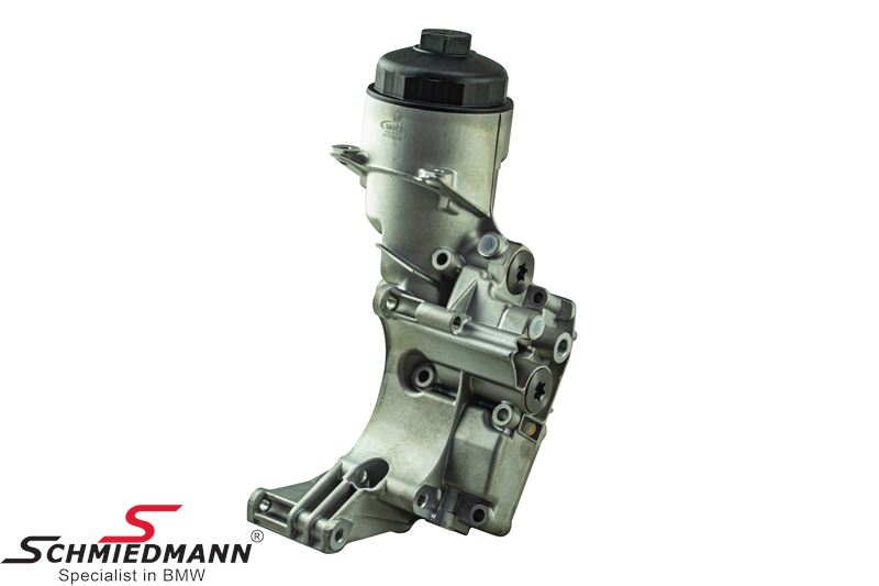 Oil filter housing complete with filter