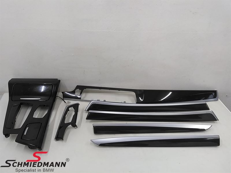 Interior molding set "Black High Gloss" for doors/center console and dashboard