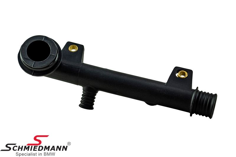Coolant flange on the engine-block