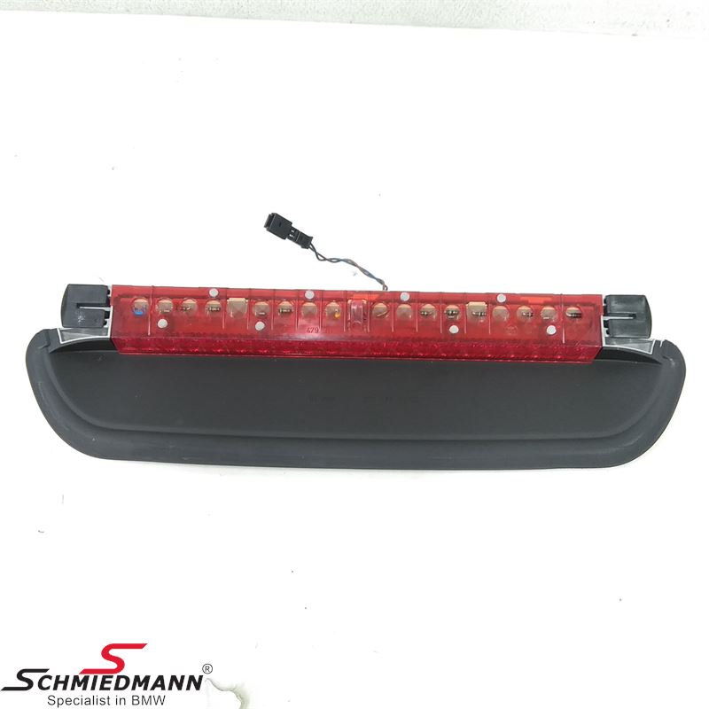 Third stoplamp for rearwindow