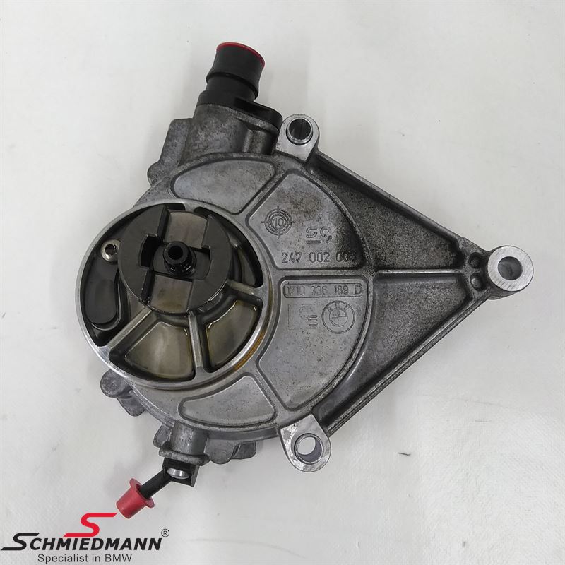 Vacuum pump for the brake system (is installed on the cylinderhead direct on the exhaust camshaft)