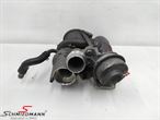 A65991 11657635803 11 65 7 635 803 7635803 BMW F35 LCI -  Turbo charger (171.000 Km) Original BMW from engine with connecting rod damage