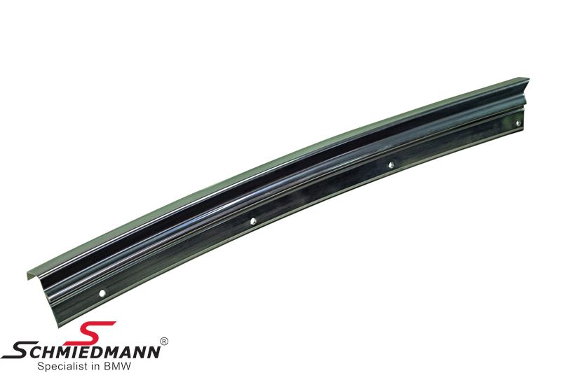 B-Pillar exterior trim - Chrome, left side