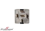 61361388911IC 61361388911 61 36 1 388 911 1388911 BMW A61 -  Relay - change-over contact, violet