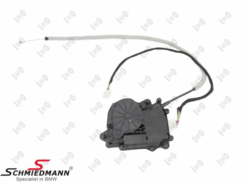 Trunk lock in trunk lid