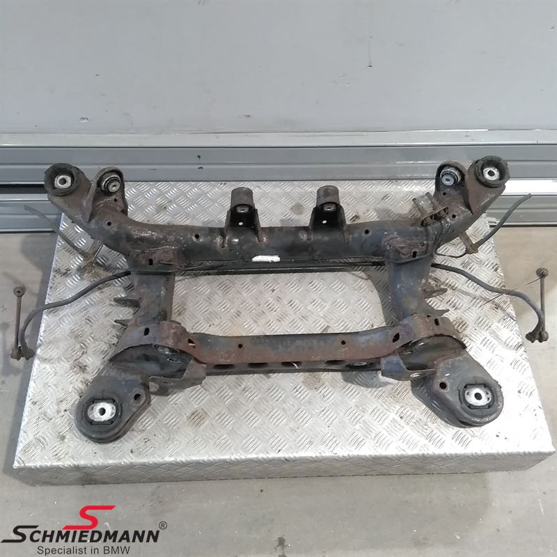 Rear axel Original BMW (Rusty, but not corroded through, can pass an inspection)