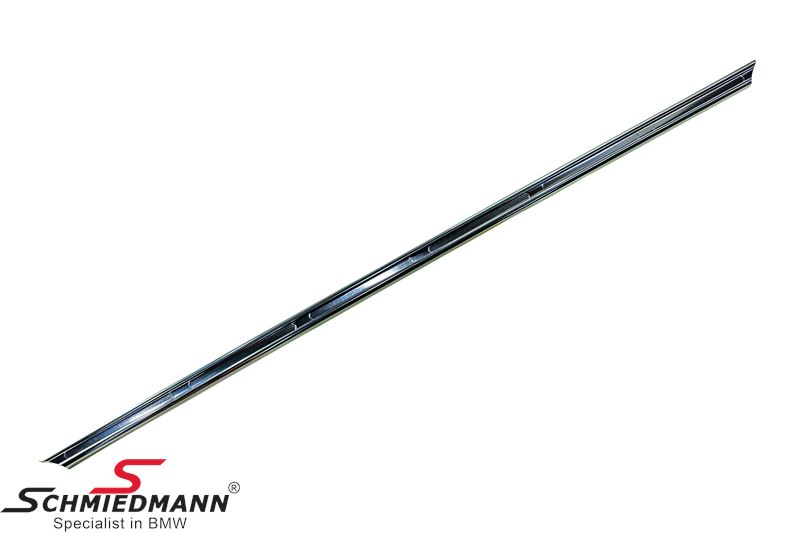 Chrome exterior molding for the tail panel - with mounting kit