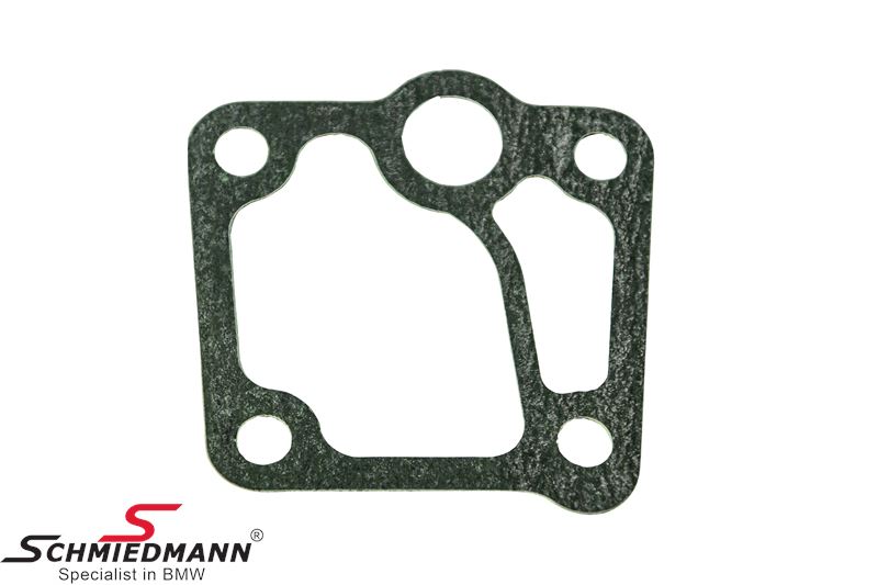 Gasket for oilfilter-housing against the engine block