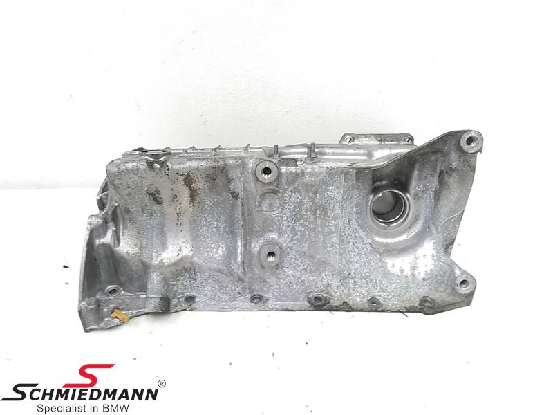 Oil pan