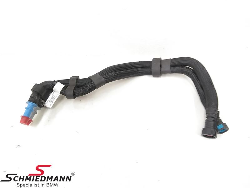 Fuel hose engine compartment supply and return line