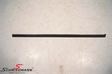 B51138184478 51138184478 51 13 8 184 478 8184478  Bumper guard frontdoor middle chrom R.-side