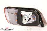 B63217162302 63217162302 63 21 7 162 302 7162302 BMW E93 -  Taillight right outer tail light on the rear fender