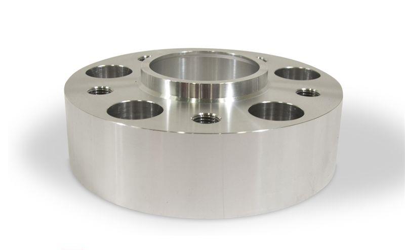 Spacerplattor set (Nav 72,6MM) aluminium, 140MM per axel (70MM varje sida/hjul), hubcentric - system 4, levereras med bultar 13498S