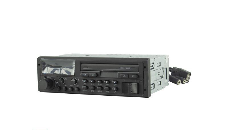 BLAUPUNKT BREMEN SQR 46 DAB - Retro-radio med moderna funktioner - USB/AUX/BT/DAB+ 2001018000000 BMW E30 E23 E32 E28 E34 E24 Z1