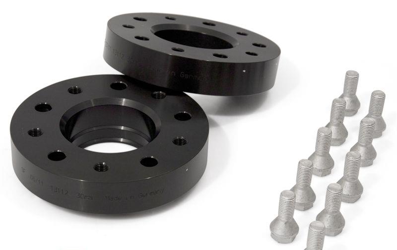 Spacerplattor set (nav 72,6MM) svart anodiserad aluminium, 60MM per axel (30MM varje sida/hjul), hubcentric - system 4, levereras med bultar 13112WS