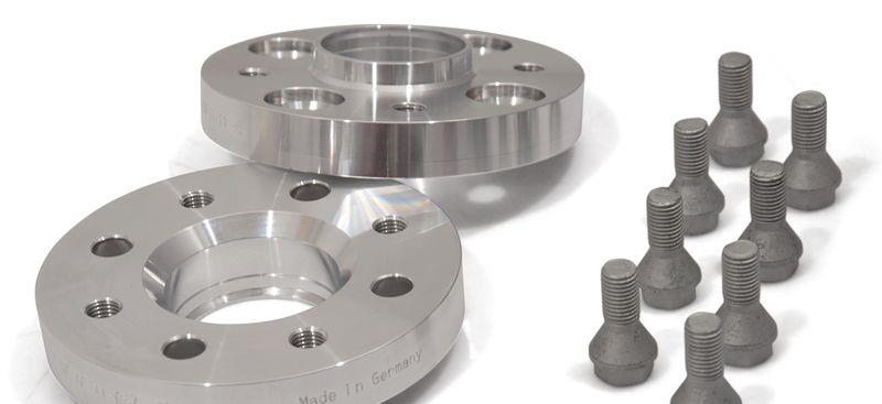 Spacerplattor set aluminium, 40MM per axel (20MM varje sida/hjul), 4hål hubcentric - system 4, levereras med bultar 13231S BMW E21 E30 Z1 1502-2002TI